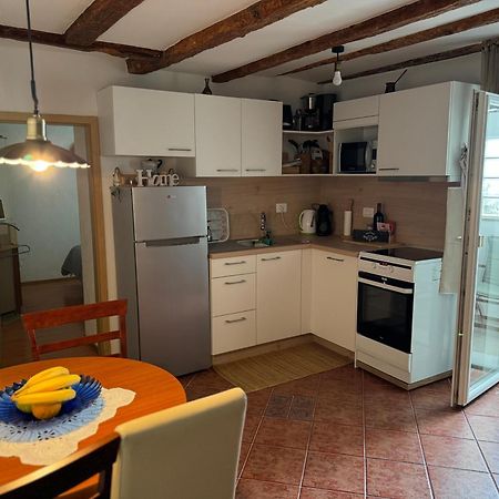 Cozy Holiday Apartment Izola Esterno foto